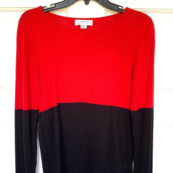 Sweater - Picture 1 of 1